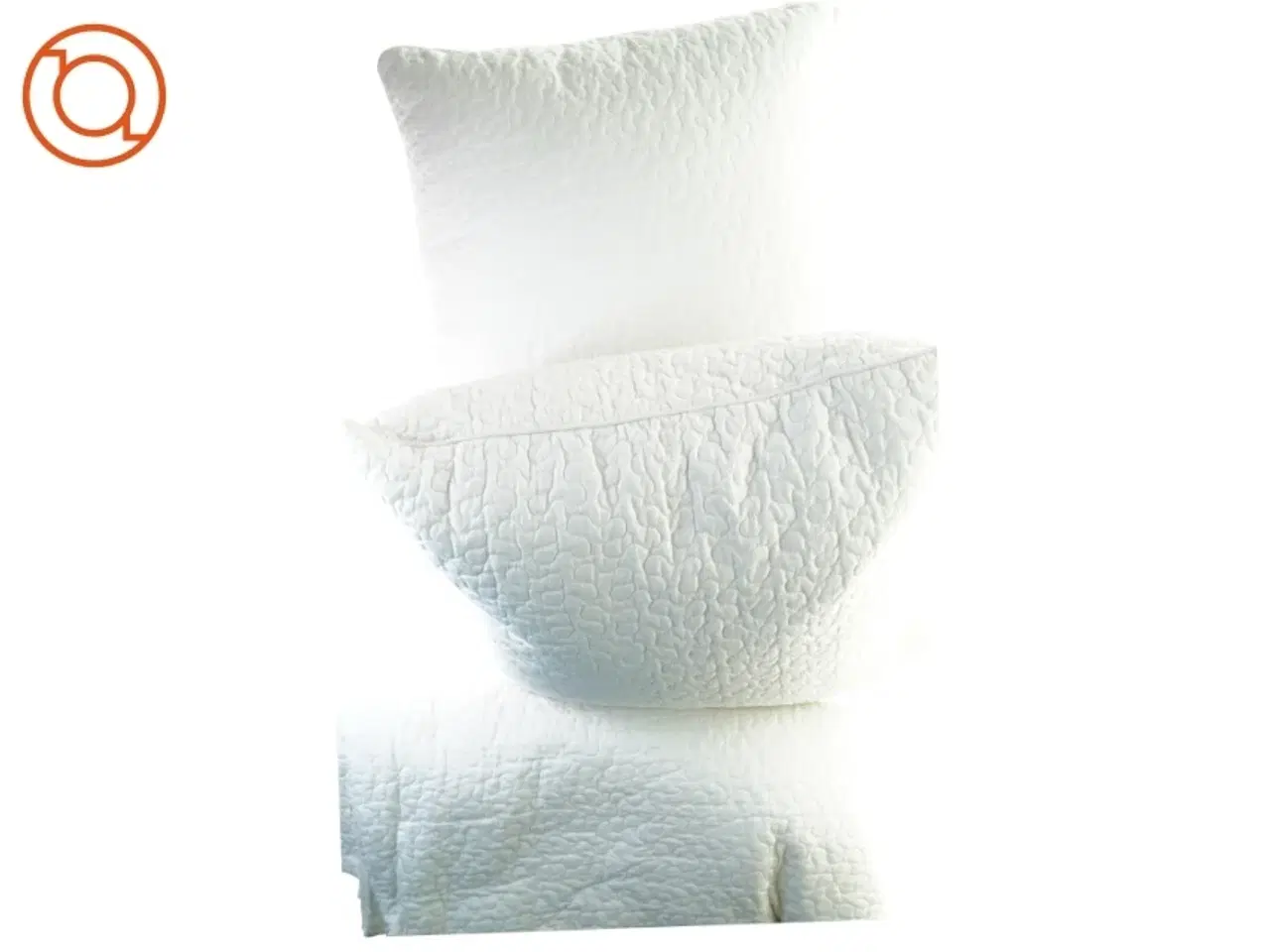 Billede 1 - Puder og sengetæppe (str. 250 x 260 cm og 60 x 60 cm)