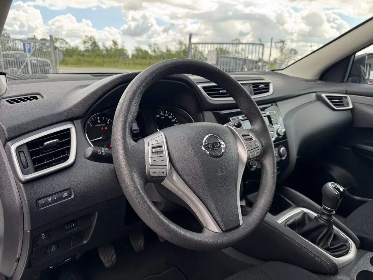 Billede 6 - Nissan Qashqai 1,2 Dig-T Visia 4x2 115HK 5d 6g