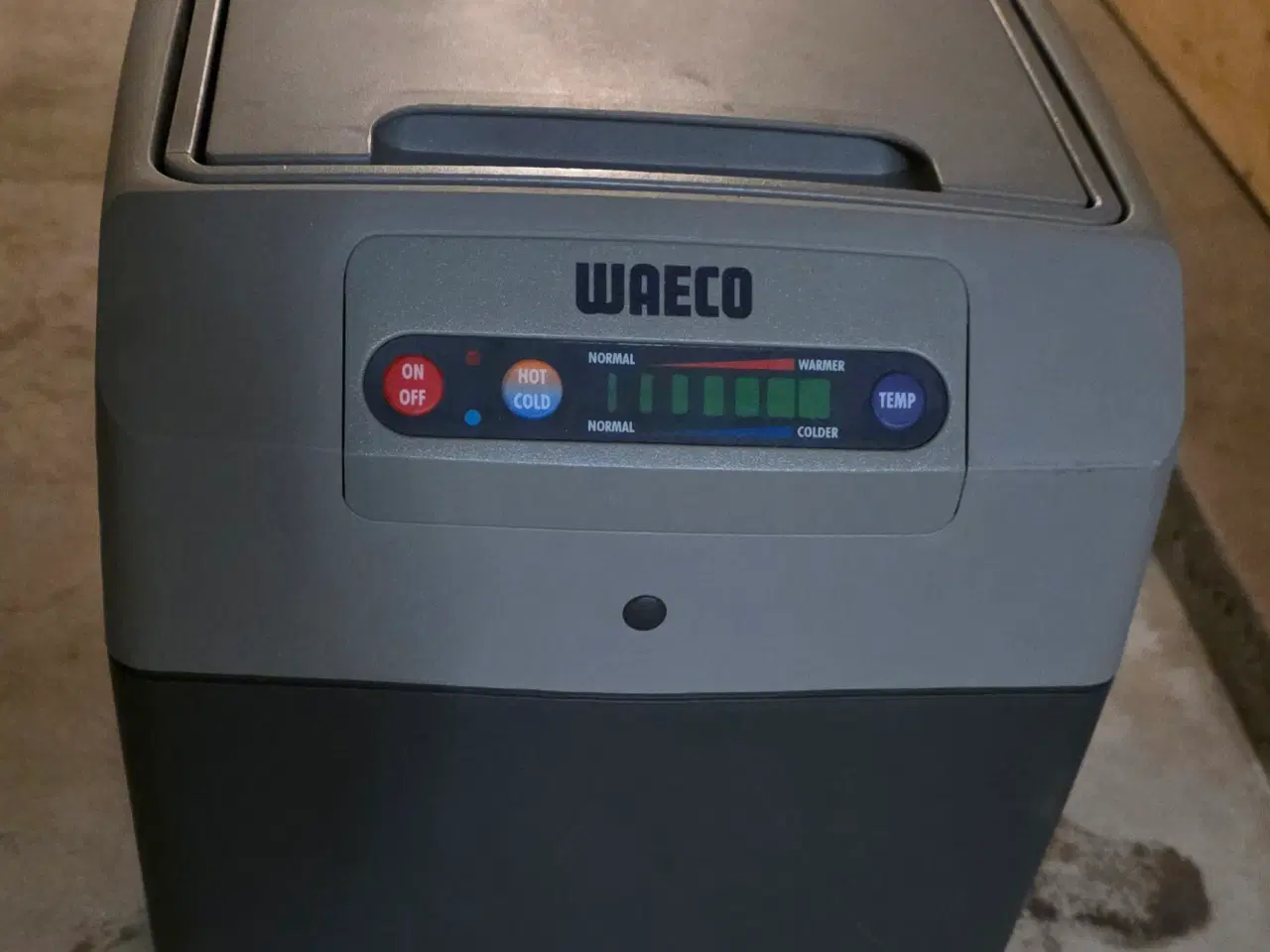 Billede 2 - Waeco køleboks Kold/Varm - 12 ogf 220 volt