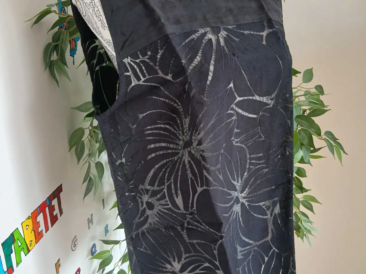Billede 4 - Top. Friendtex. Medium/38