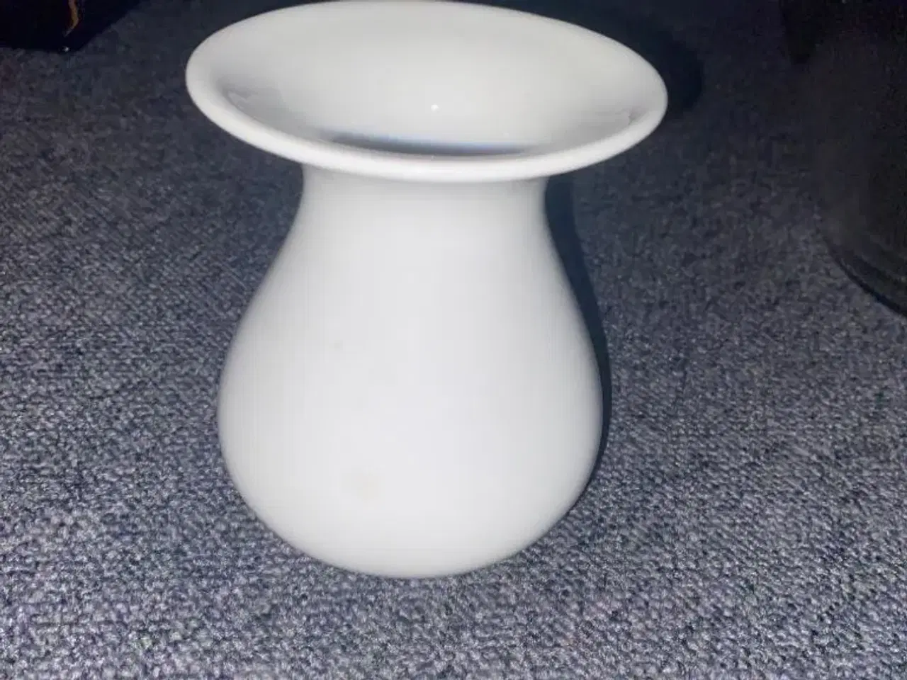 Billede 1 - Hvid vase