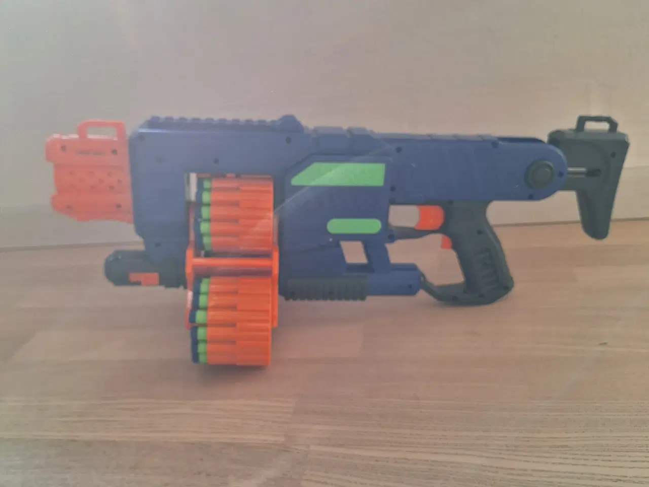 Billede 3 - NERF Gun pakke med skydeskive. Klar til NERF krig?