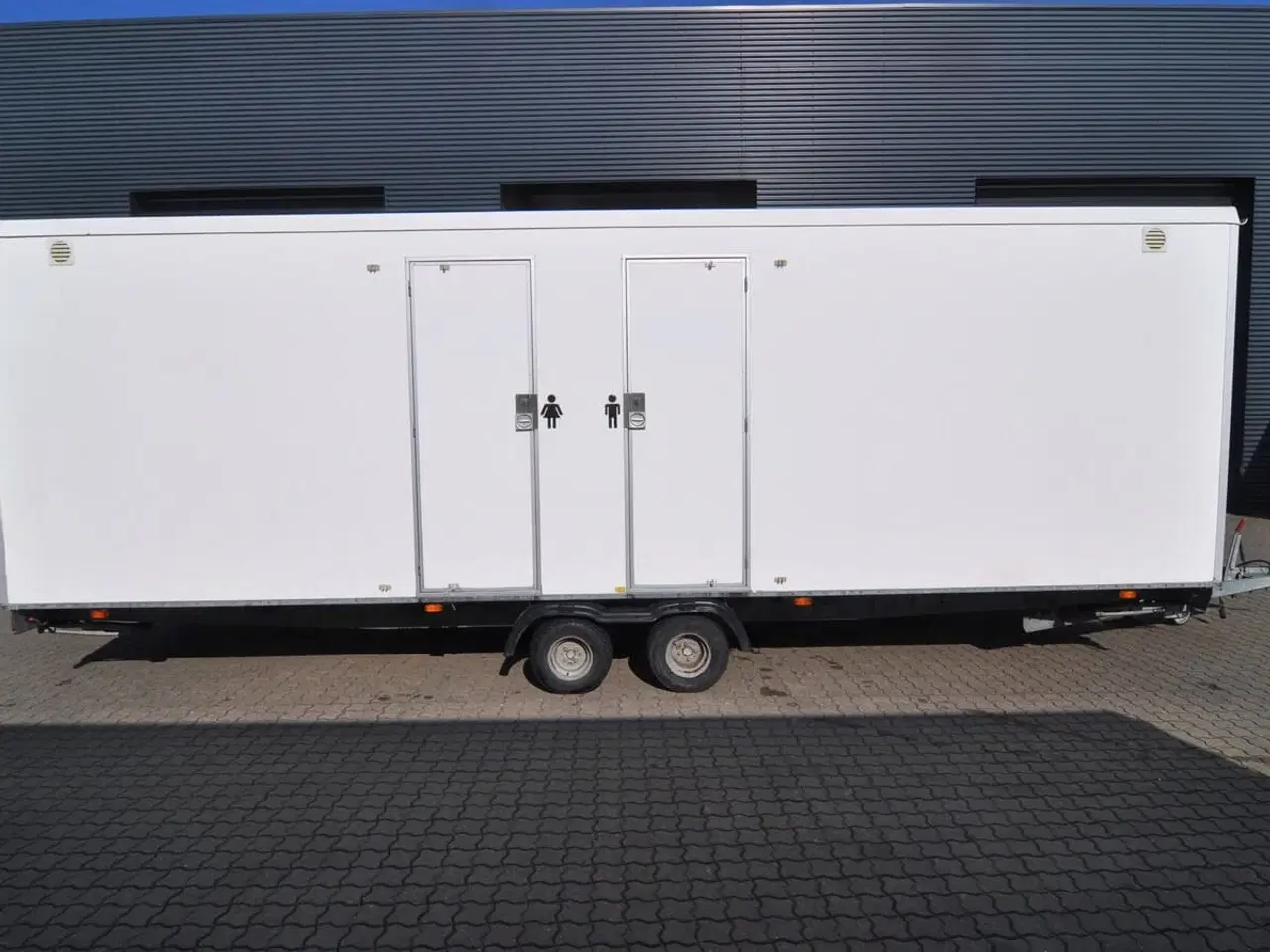 Billede 3 - Type 730: Herre-dame toiletvogn