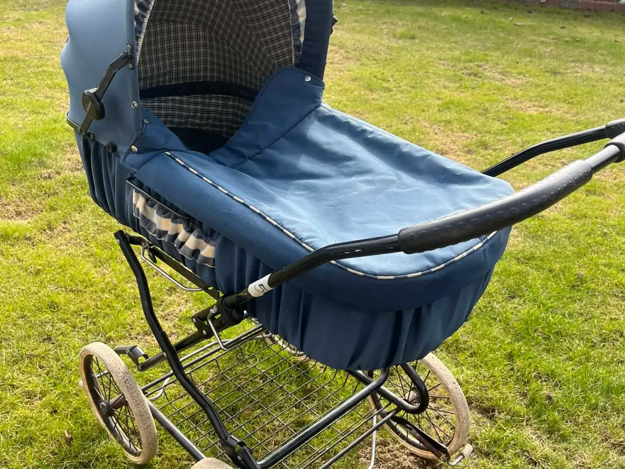 Billede 2 - BARNEVOGNE TIL KARNEVAL