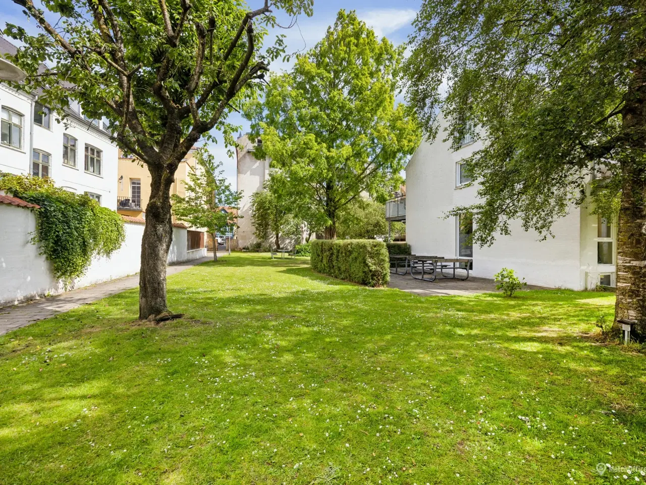 Billede 32 - Centralt beliggende erhvervs lokaler. til mange formål. Tilpasses efter ønske