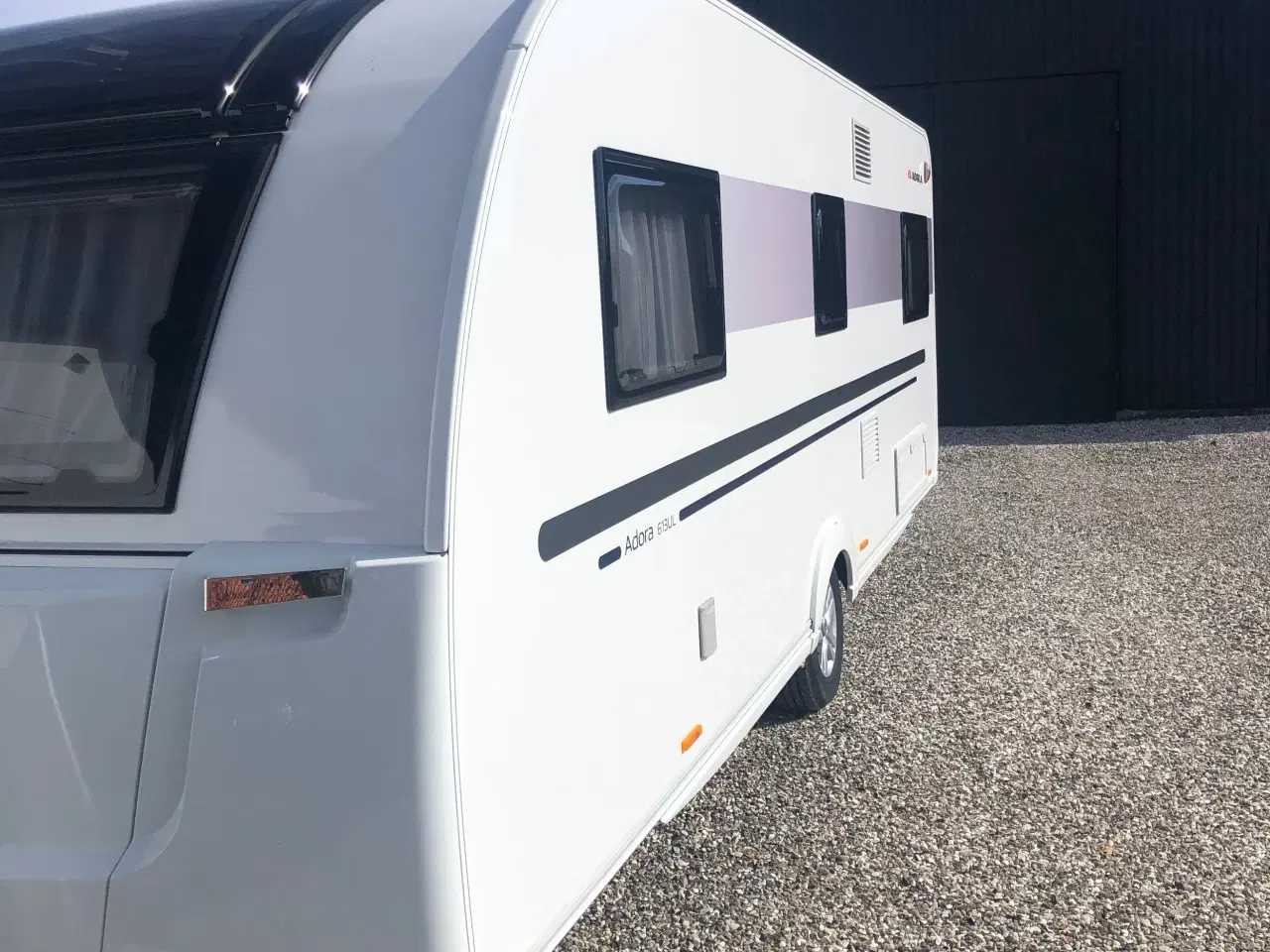 Billede 3 - Adria Adora 613 UL med fortelt/alt