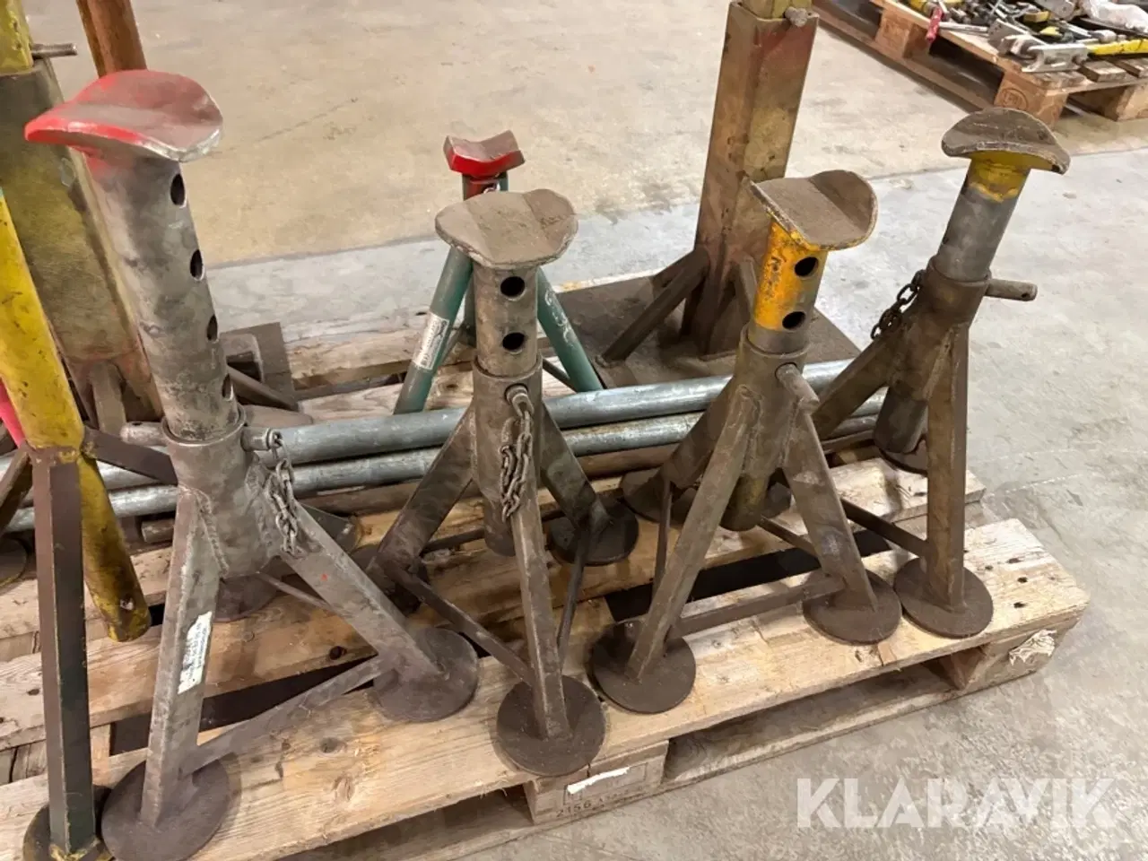 Billede 5 - Støttebukke og hammere