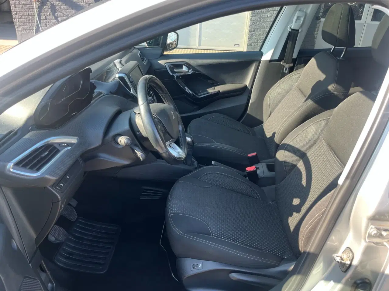 Billede 9 - Peugeot 208 1,6 BlueHDi 100 Desire Sky