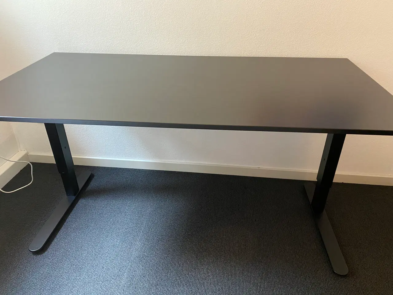 Billede 1 - Stavanger skrivebord fra Jysk 160 x 80 cm