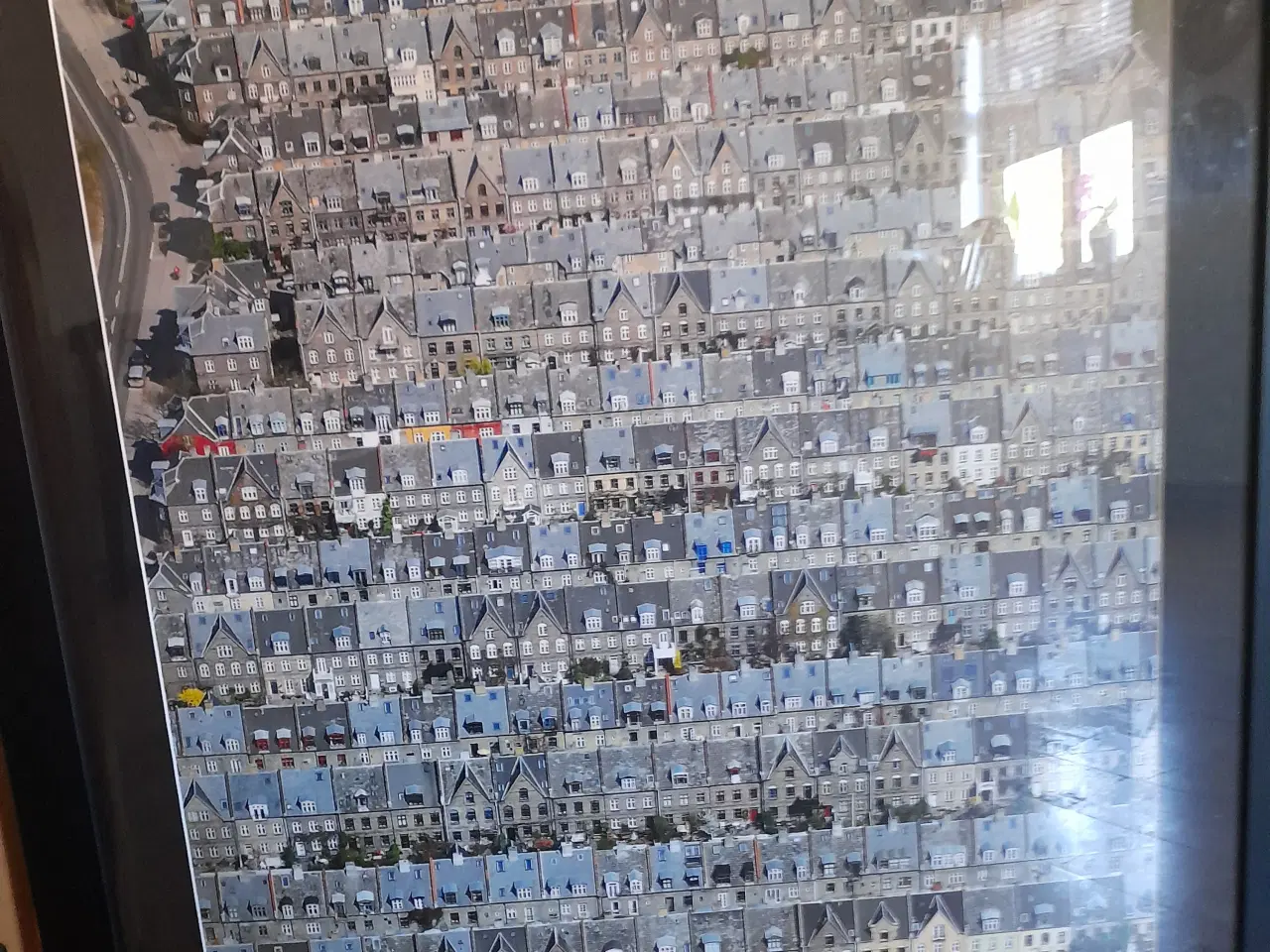 Billede 3 - Indrammet plakat.