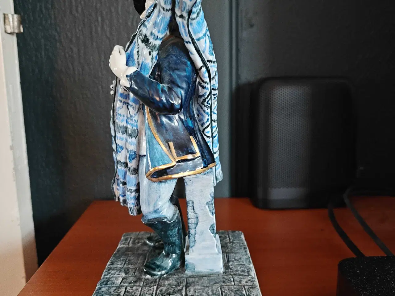 Billede 2 - Porcelænsfigur Fabriz Tæppehandler