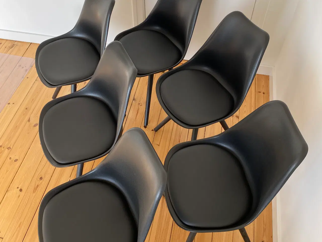 Billede 2 - 6 stk LUNA spisebordsstole, stilrene & komfortable