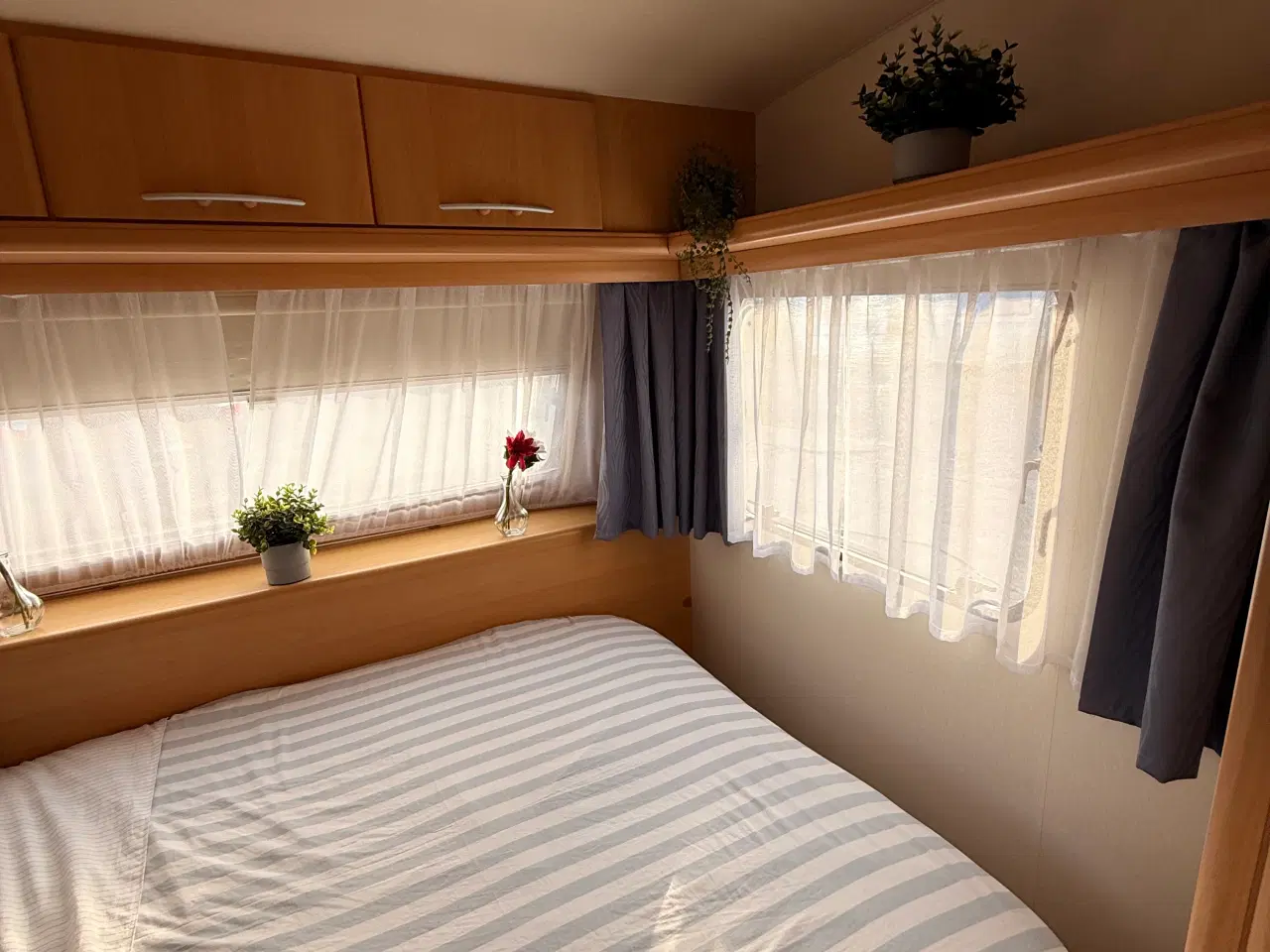 Billede 11 - 2004 Adria Altea 542PK / Med Fortelt