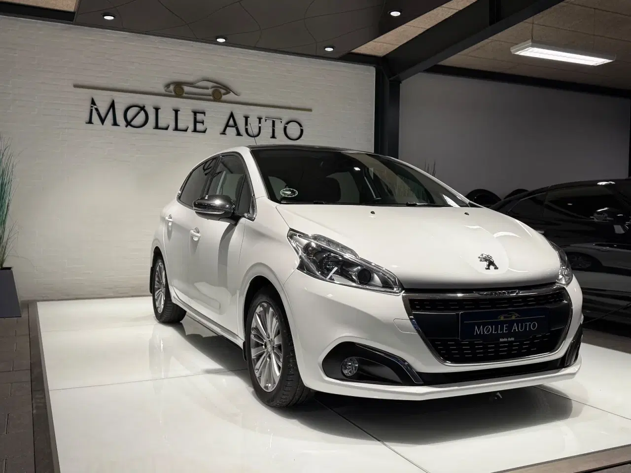 Billede 10 - Peugeot 208 1,6 BlueHDi 100 Allure Sky