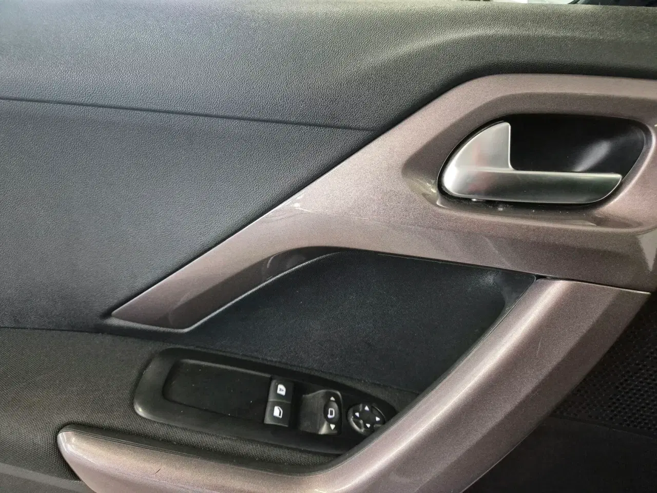 Billede 15 - Peugeot 2008 1,2 VTi Active Sky 82HK