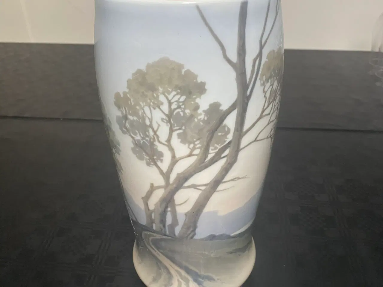 Billede 1 - Bing og Grøndahl vase 28cm