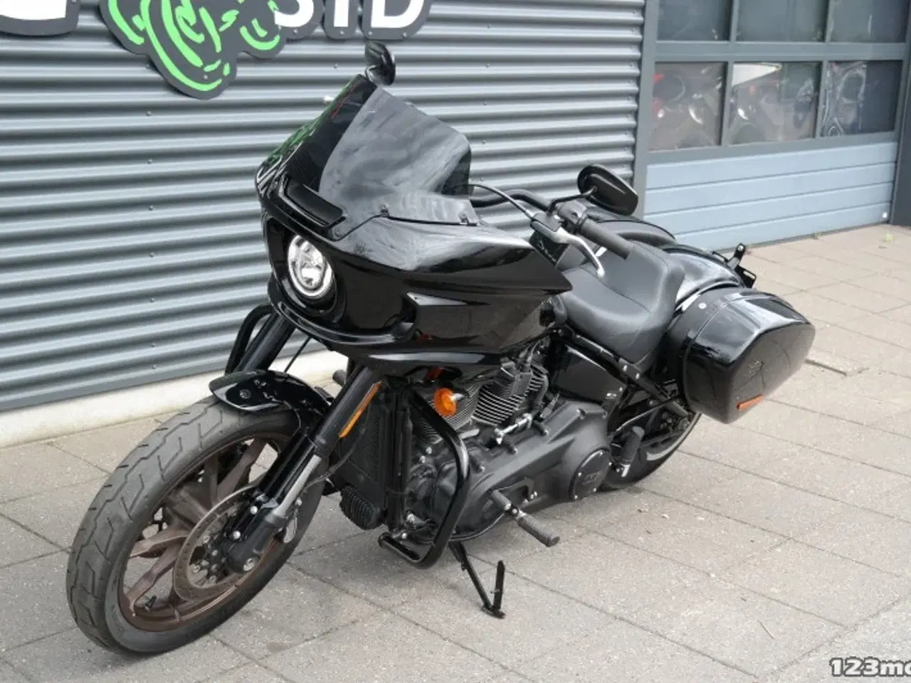 Billede 17 - Harley-Davidson FXLRST Low Rider ST MC-SYD       BYTTER GERNE