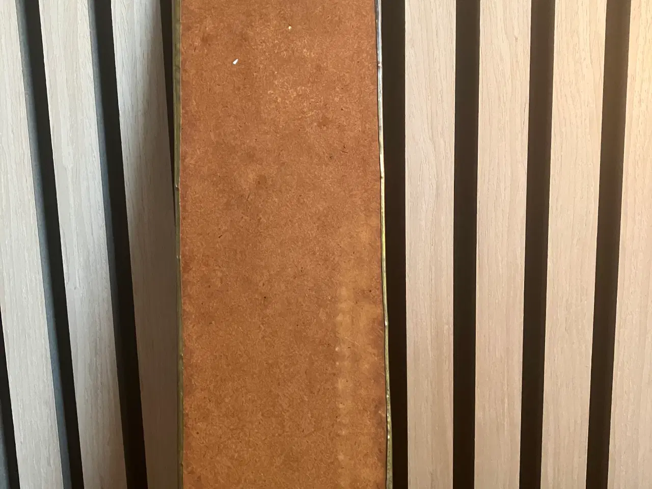 Billede 2 - Engelsk Væghængt reliefbilled i messing 