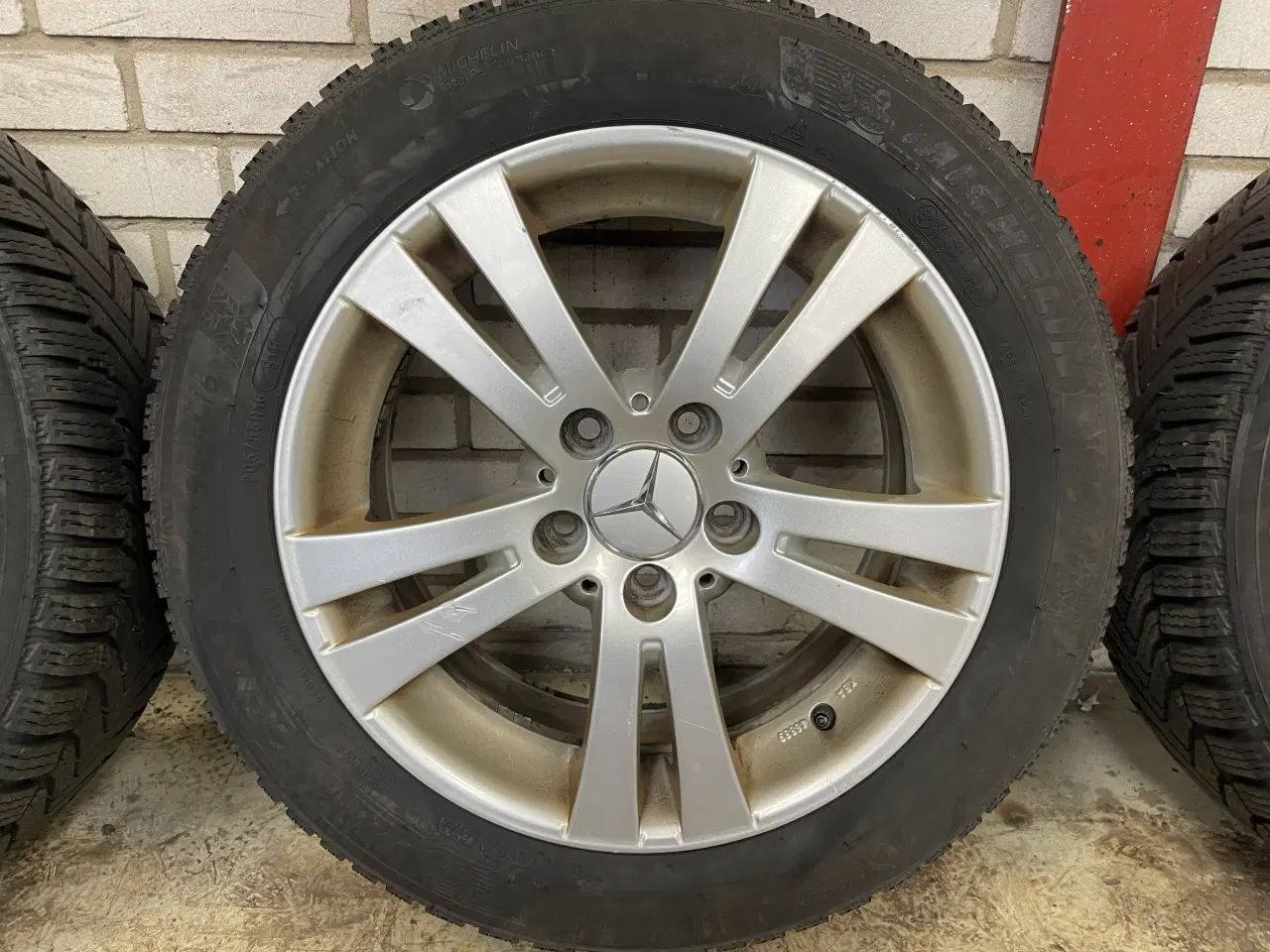 Billede 6 - 16 Mercedes C klasse 205/55r16 Ref.180 vinter