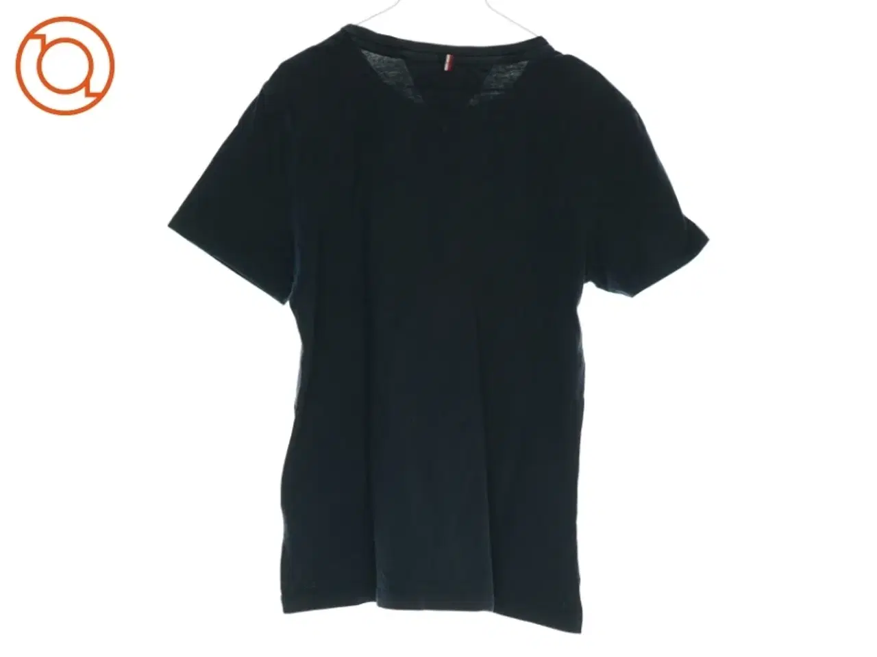 Billede 2 - T-shirt fra Tommy Hilfiger (Str 152 / 12 år)