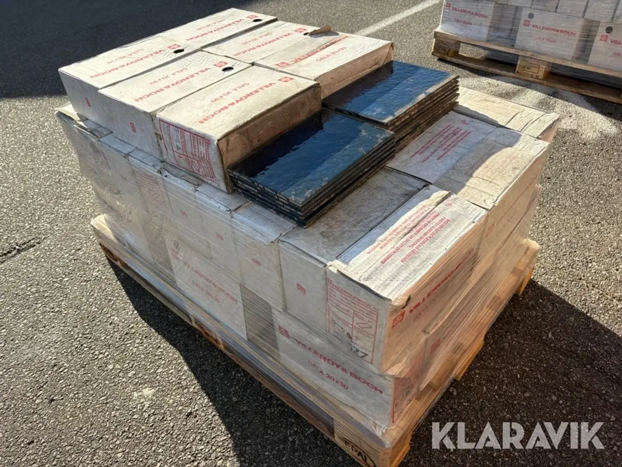 Billede 4 - Fliser V&B gala blå - 29,58 kvm