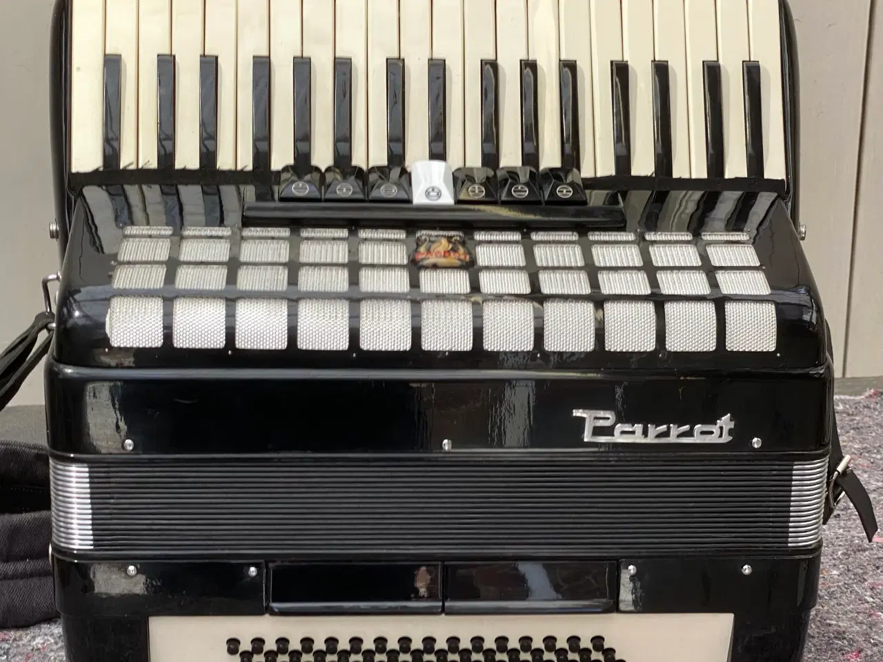Billede 11 - 🎶 Parrot harmonika sælges – ideel til begyndere 