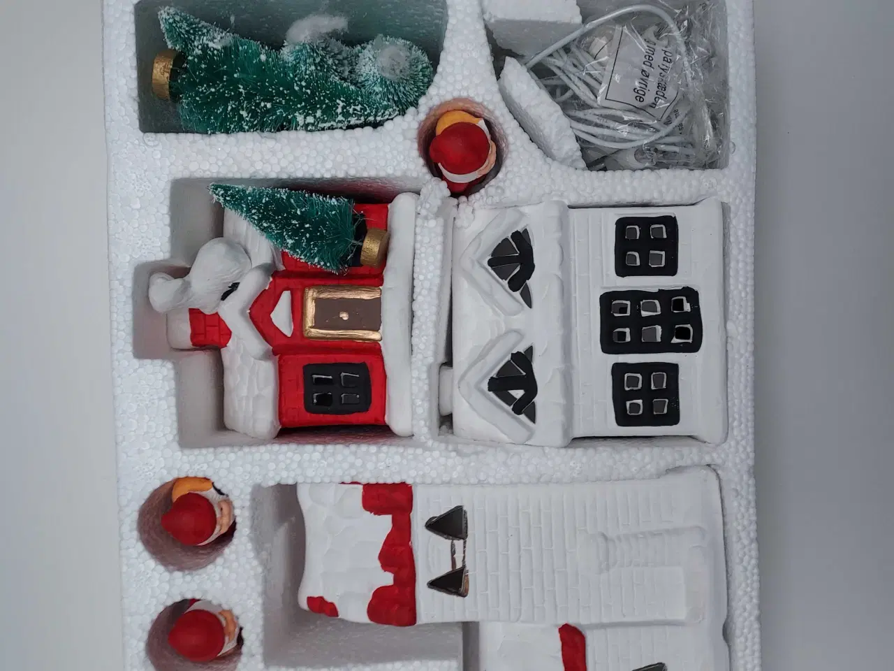 Billede 6 - Kæmpe nisse landsby i keramik med lys