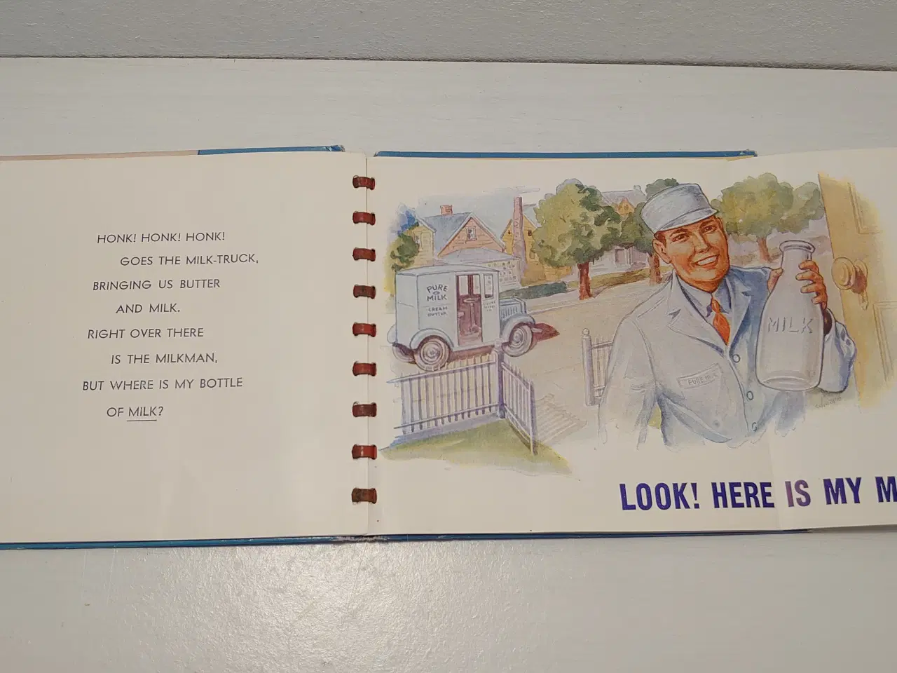 Billede 6 - Peggy Star: Look here. ill.C. Schaare.Foldud sider