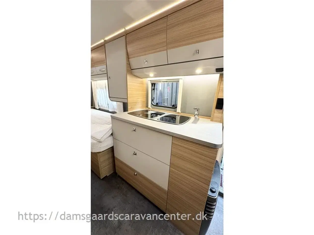 Billede 10 - 2021 - Dethleffs Camper 460 EL   Enkeltsenge-Lamel-Gulvtemp.-Mover-Telt
