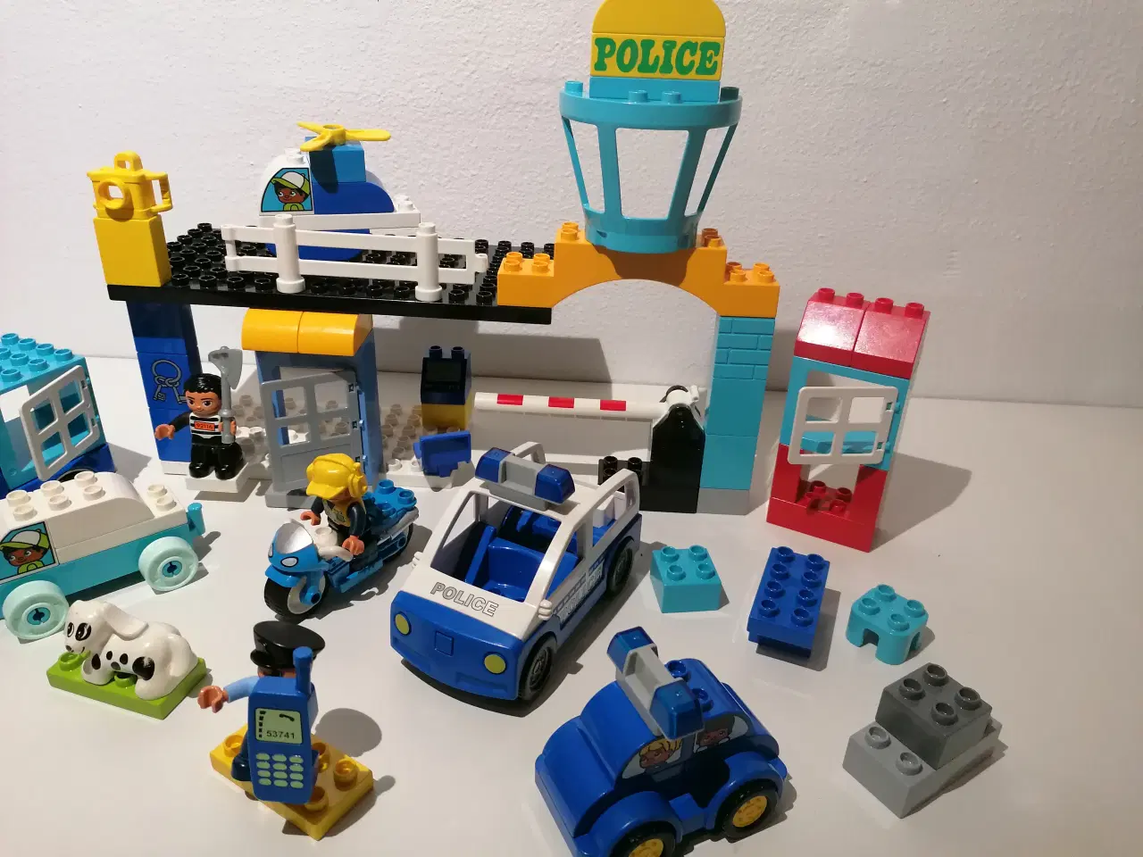 Billede 3 - Duplo Politistation