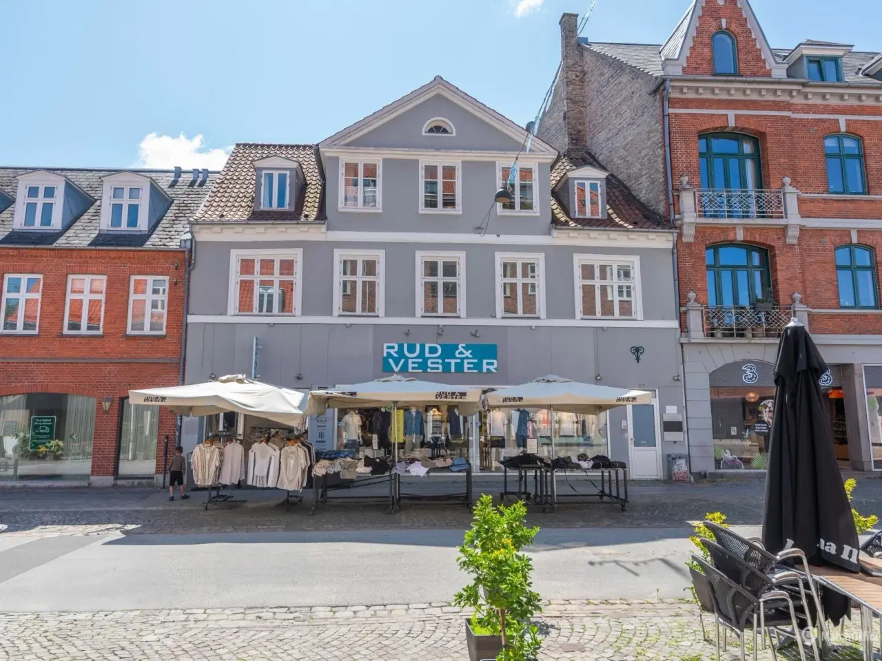 Billede 2 - Dejligt kontorlejemål i præsentabel centrum-ejendom