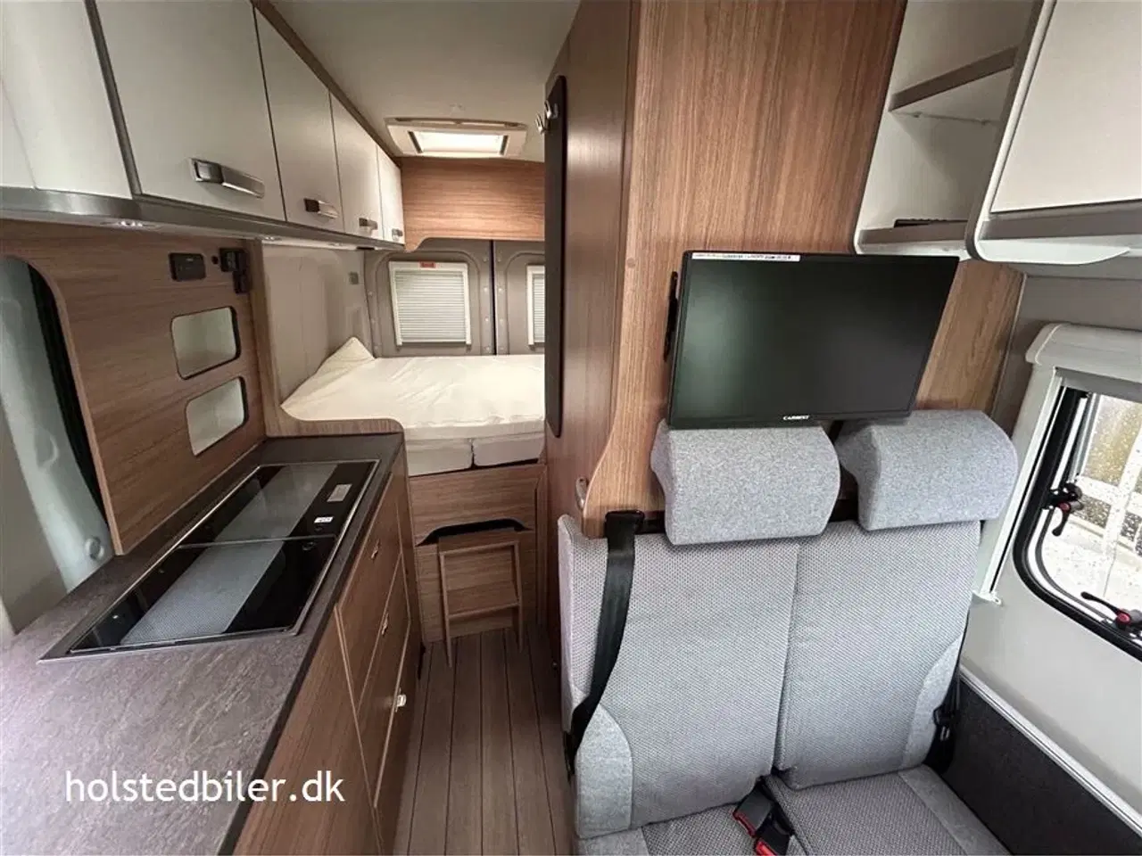 Billede 8 - 2023 - Weinsberg Carabus 600 MQ   Smart farve - 170HK - automatgear - Stor ståhøjde