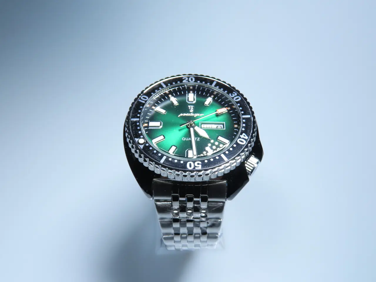 Billede 1 - Grøn Diver Quartz Ur