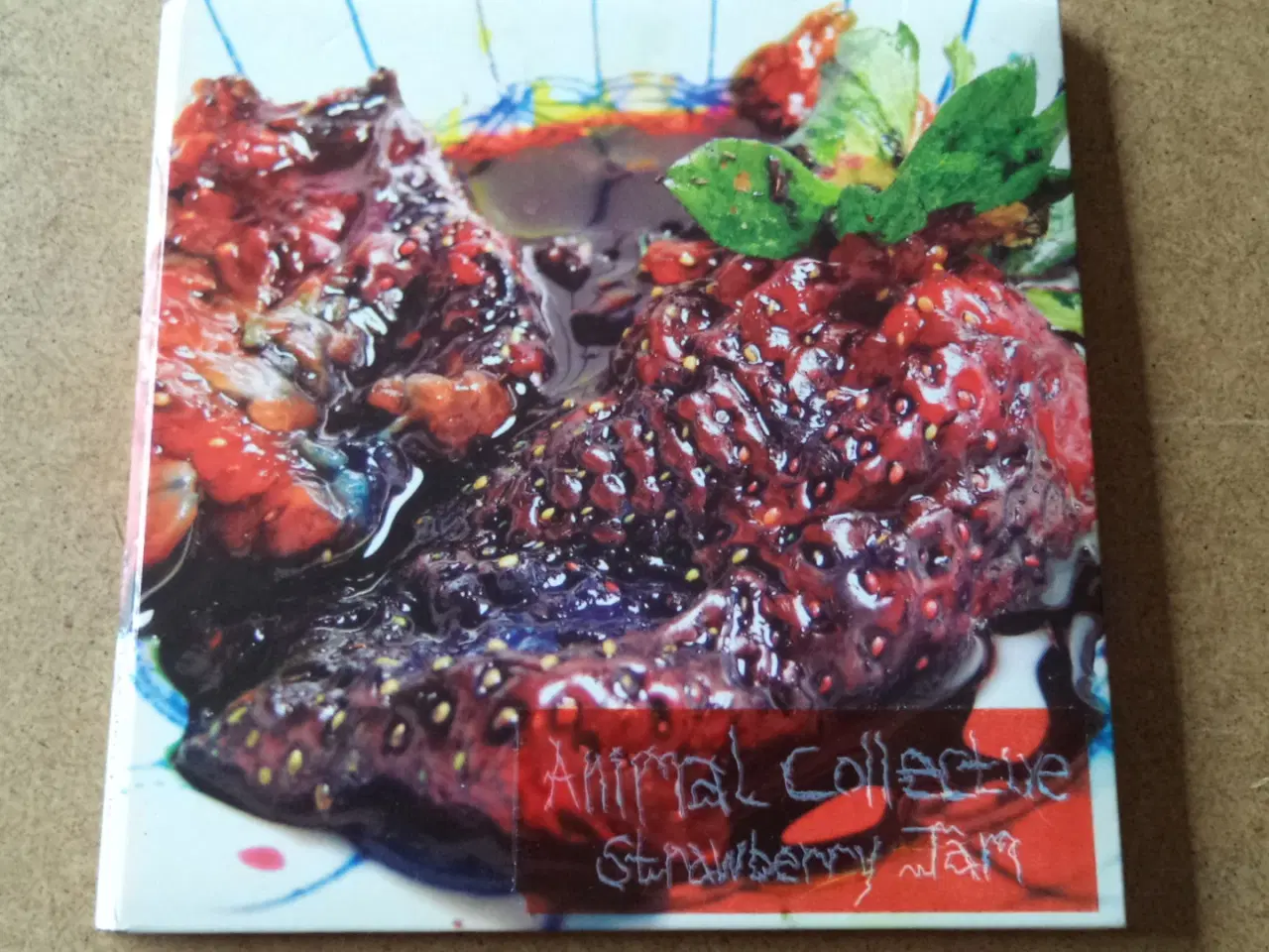 Billede 1 - Animal Collective ** Strawberry Jam (papcover) 