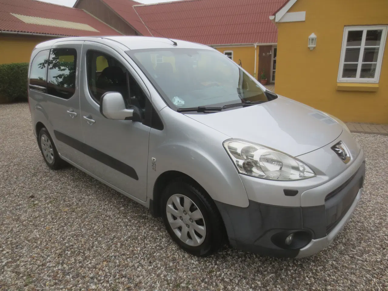 Billede 4 - Peugeot Partner 1.6 HDi År 2011, Nysynet. 