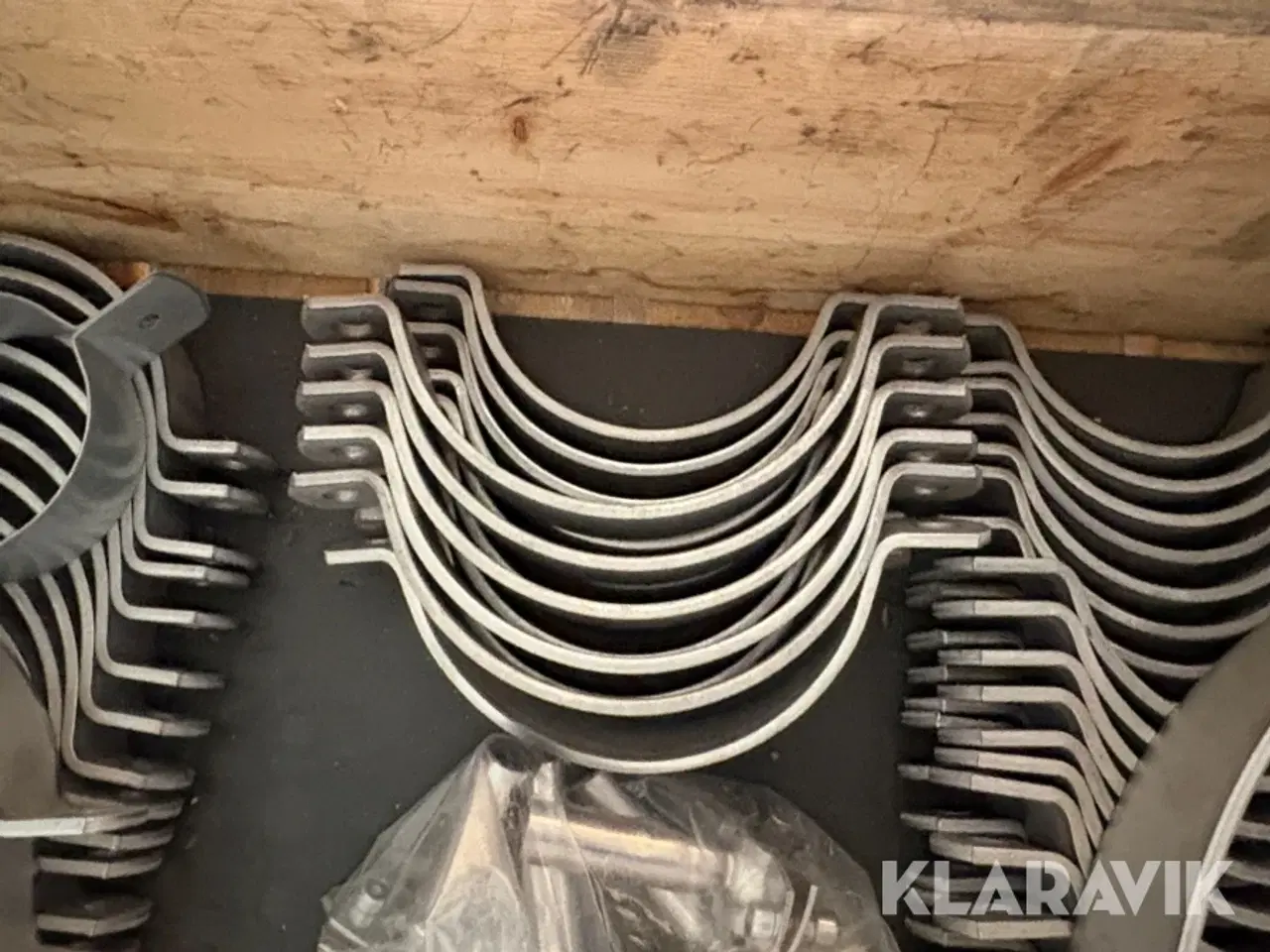 Billede 6 - Metalbeslag forskellige størrelser cirka 168 styk