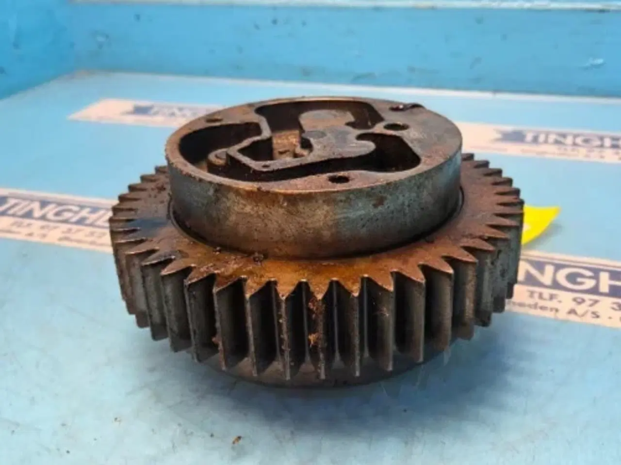 Billede 4 - John Deere 6125HZ001 Oliepumpe RE502752