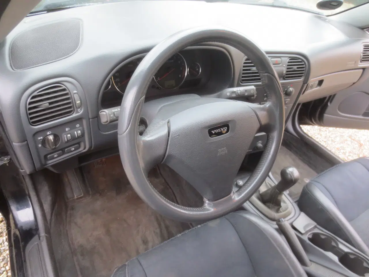 Billede 14 - Volvo V 40 1.8 i Stc synet 5/2024. 