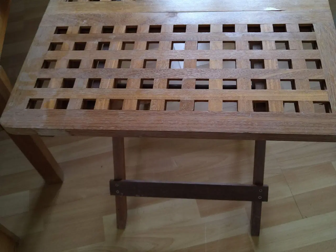Billede 2 - Lille træbord