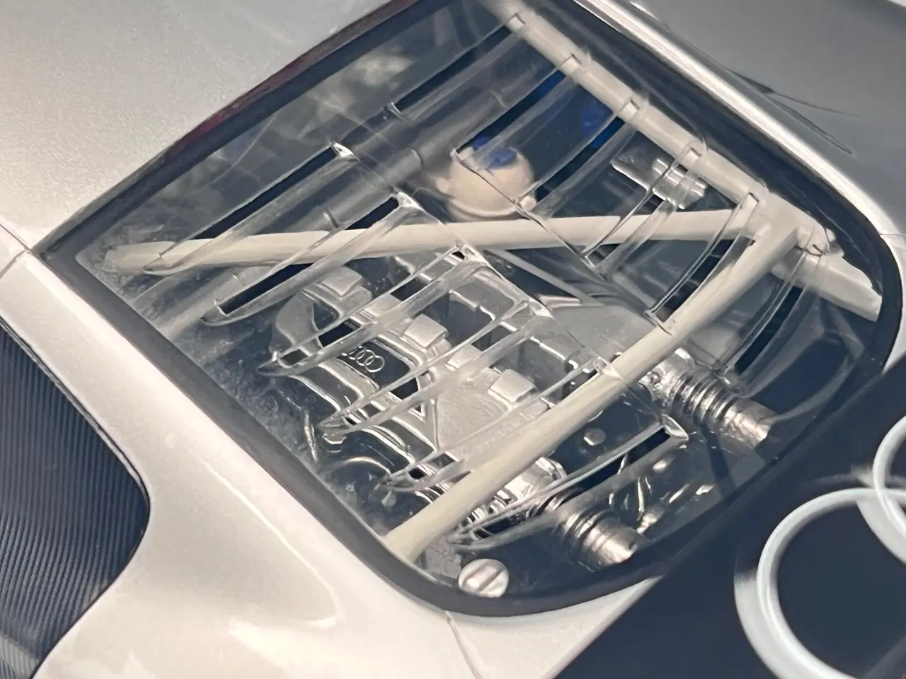 Billede 5 - 2009 Audi R8 LMS GT3 Presentation 1:18 