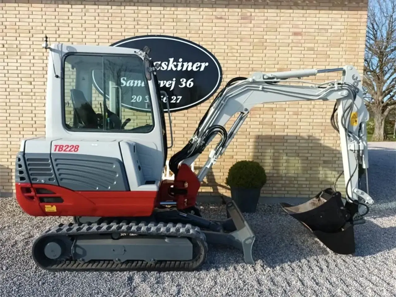 Billede 2 - Takeuchi tb228