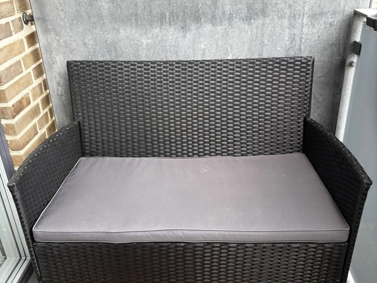 Billede 1 - Loungesofa med hynde