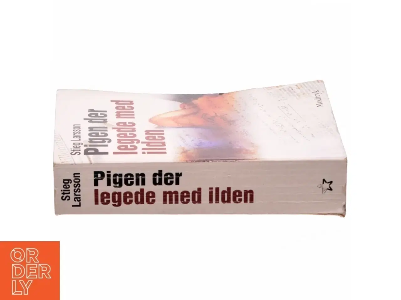 Billede 2 - Pigen der legede med ilden (Millennium, 2. Bind) af Stieg Larsson (Bog)