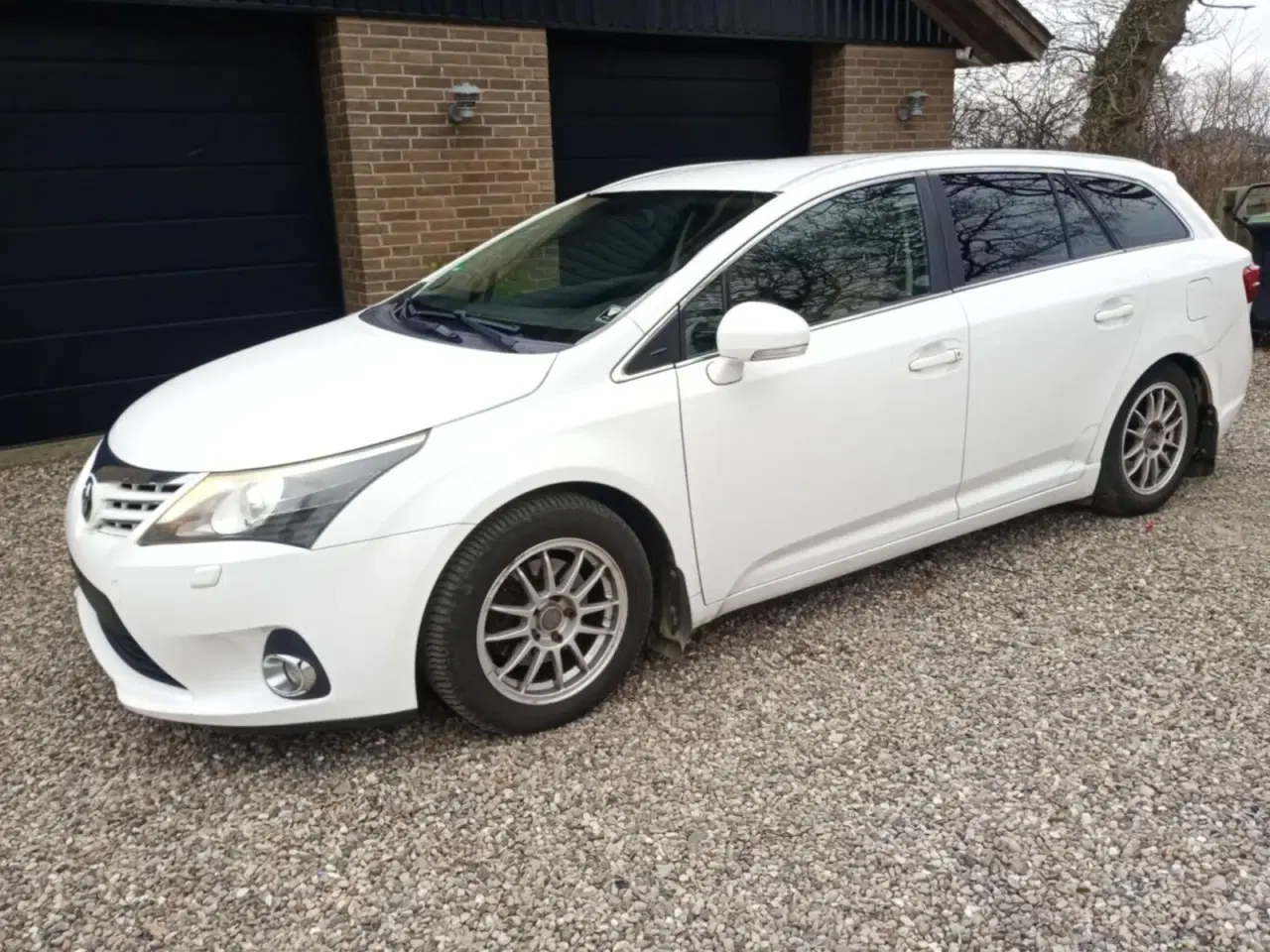 Billede 1 - Toyota Avensis 2,0 D-4D T2 stc.