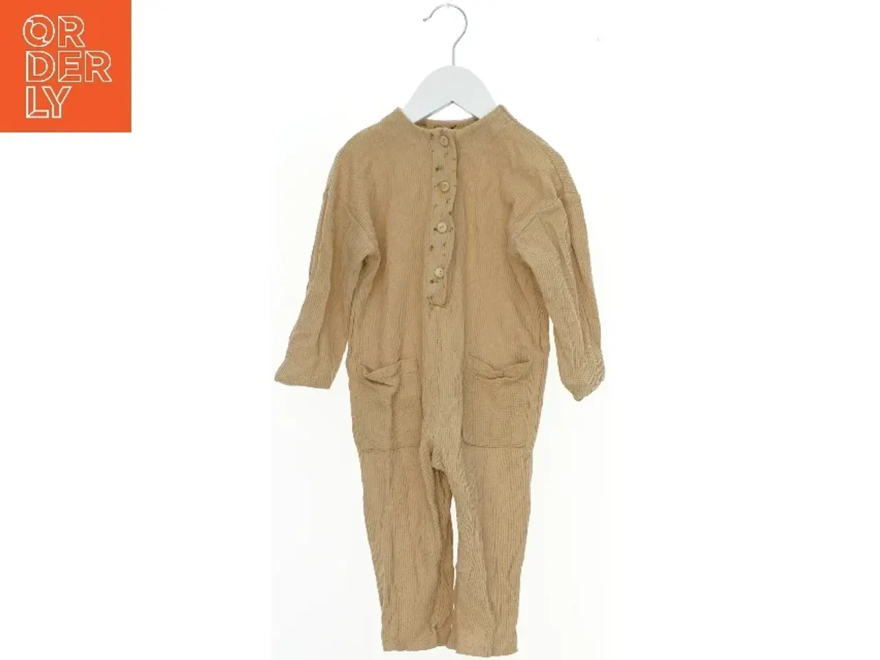 Billede 1 - Heldragt med knapper fra Zara (str. 86)