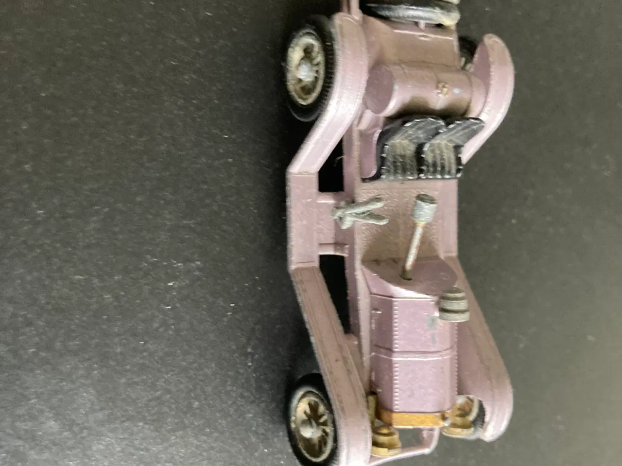 Billede 2 - Gammeldags legetøjsbil