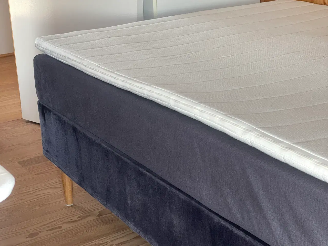 Billede 3 - Mørkegrå kontinentalseng 120x200