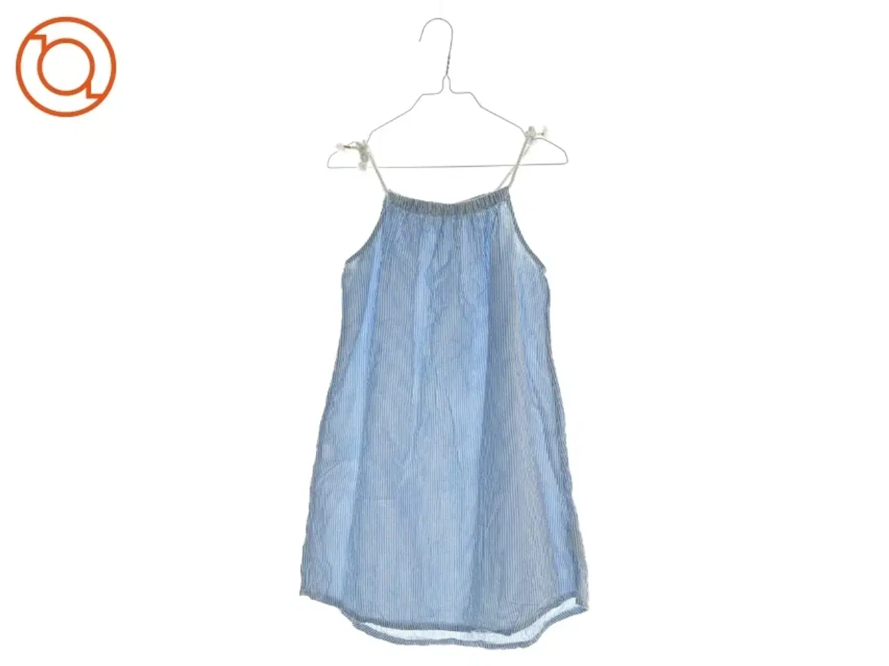 Billede 2 - Kjole fra H&M (str. 140)