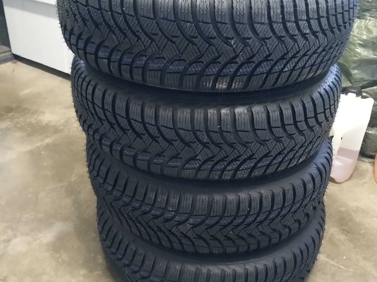 Billede 2 - Nye vinterdæk VW Up Michelin