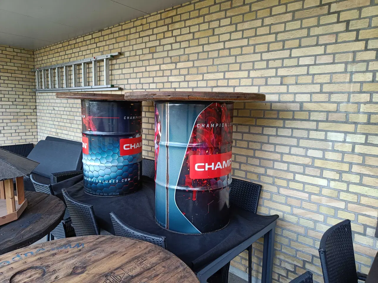 Billede 2 - Olietønde borde 